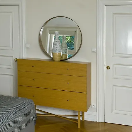 Rentapartments - Garden De Luxe *