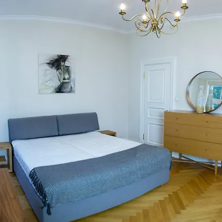 Apartment Rentapartments - Garden De Luxe